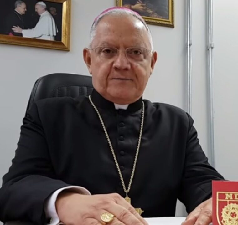 Dr. Dom Fernando Guimarães